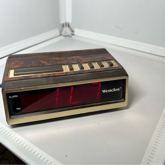 Vintage Westclox Digital Alarm Clock Wood Grain Look Model: 22714 - Picture 1 of 5